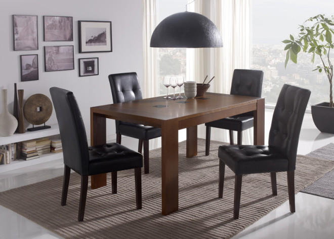 conjunto de mesa extensible y sillas